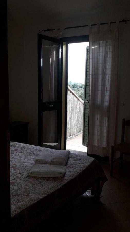 Willa Agriturismo La Tuva Padru Zewnętrze zdjęcie
